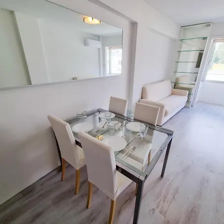 Cheer Up Apartment, Near To The Finikoudes