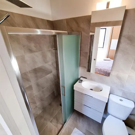 Cheer Up Apartment, Near To The Finikoudes Apartment *